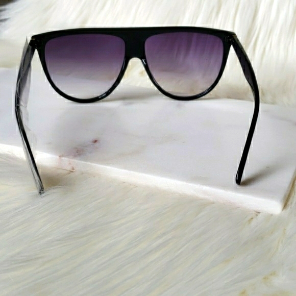New 🎅 Black Thin Flat Top Oversized Sunglasses - Picture 7 of 8